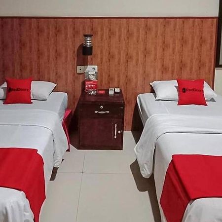 Reddoorz @ Sorong City Center Ngoại thất bức ảnh