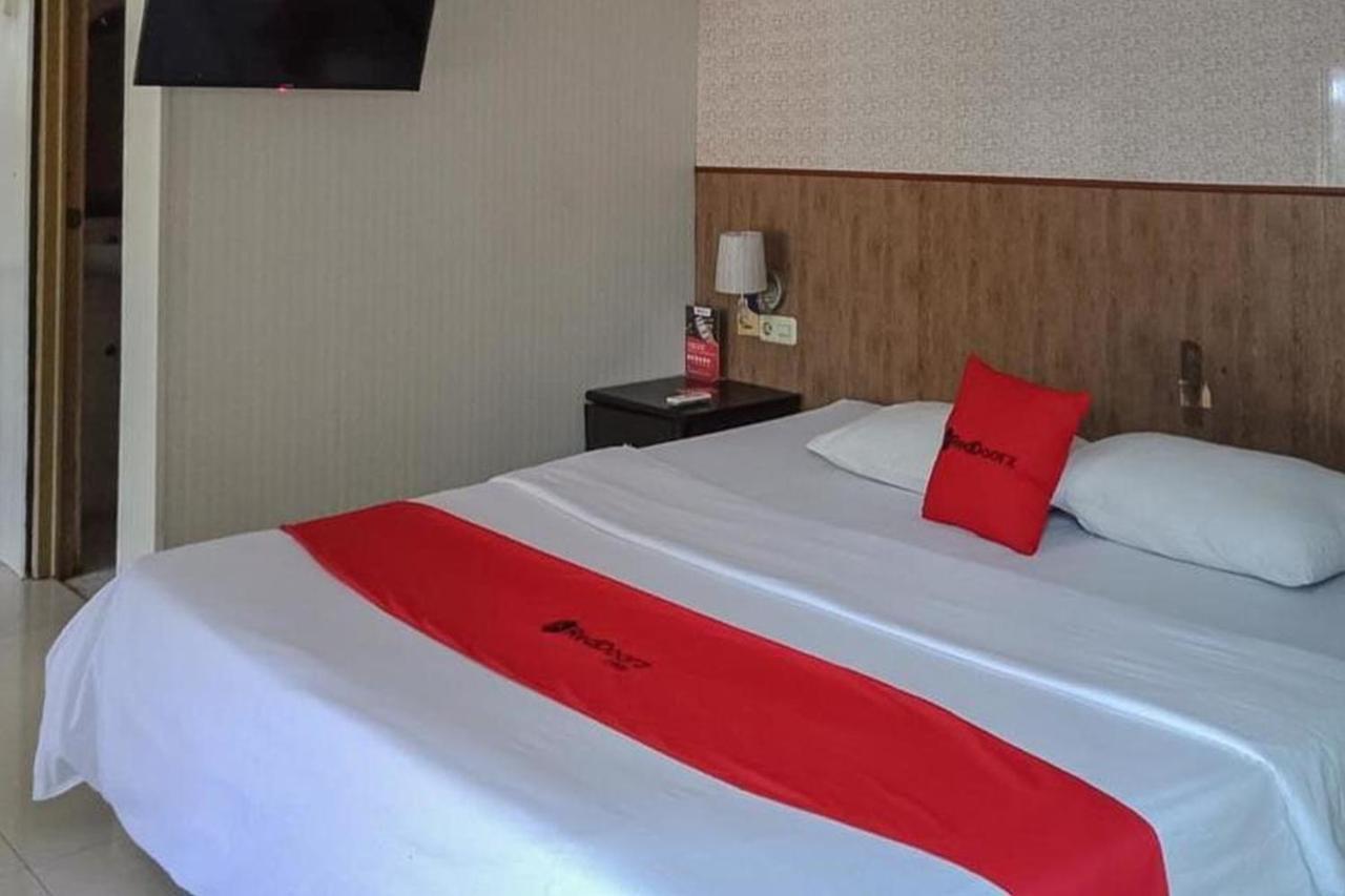 Reddoorz @ Sorong City Center Ngoại thất bức ảnh